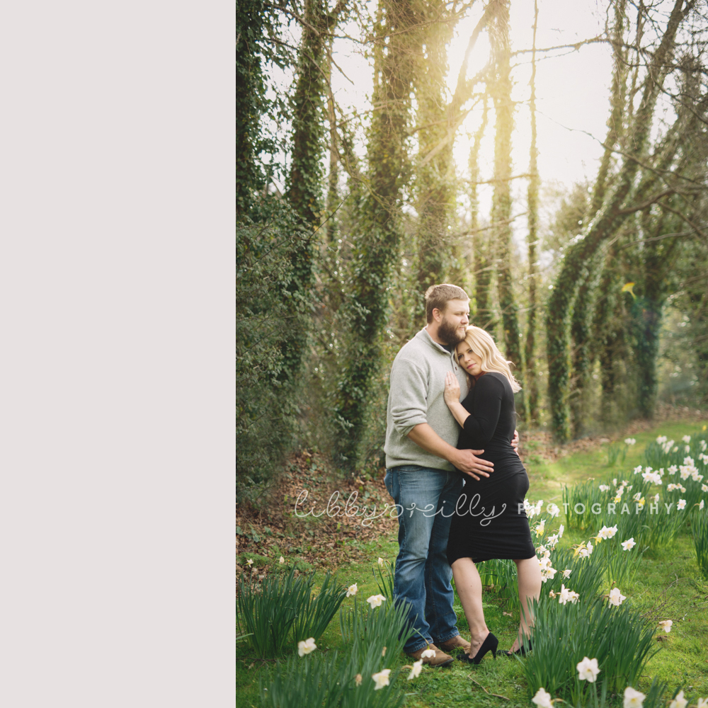 Golden Light Maternity Photoshoot